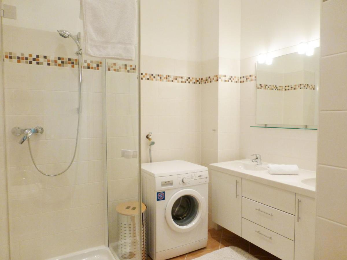Riess Apartments Rotenhofgasse | Contactless Check-In Виена Екстериор снимка